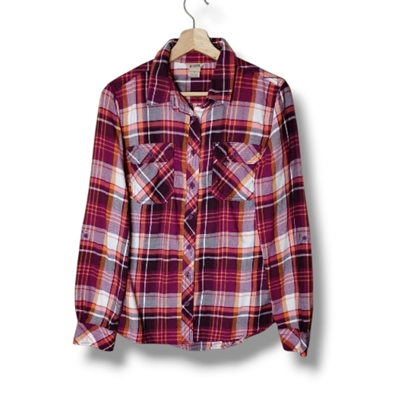 Duluth Trading Women’s M Plaid Vented Flannel Shirt — Outdoor Hiking Camping - Picture 1 of 9